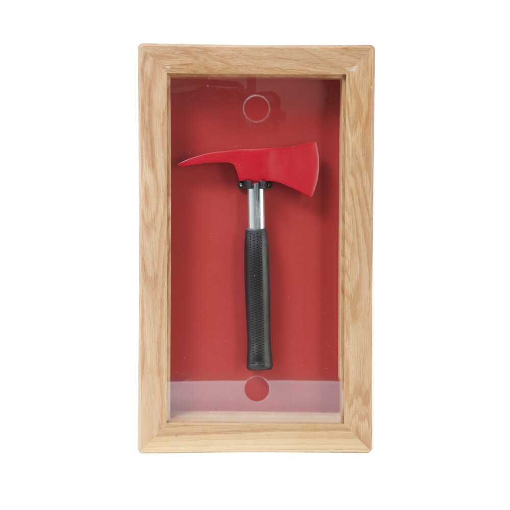 Made og glasfibre polyester calculated to handle tough weather conditions.